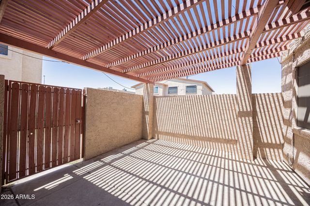 5040 N 40TH Avenue, Phoenix, AZ 85019