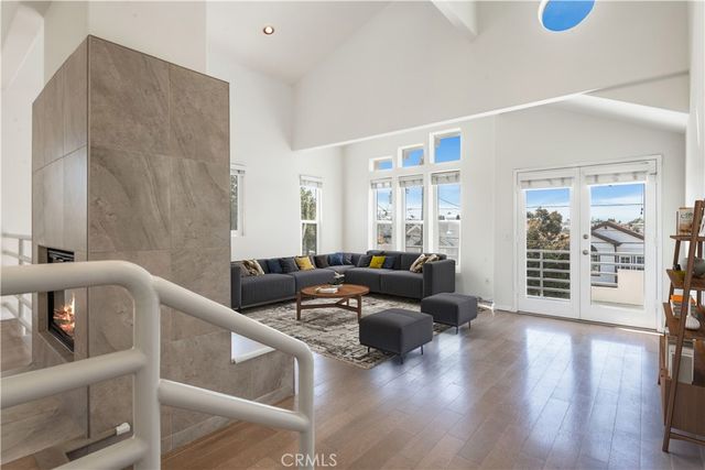 1734 Dixon, Redondo Beach, CA 90278