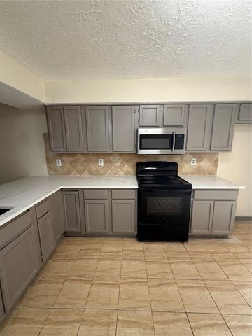 9327 Westacre Place, Houston, TX 77083