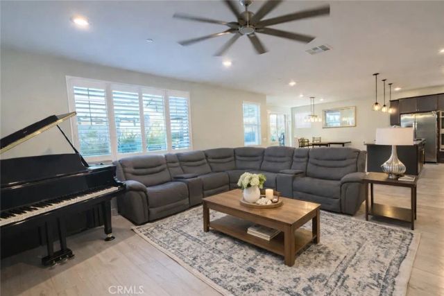 5385 La Bodega, Fontana, CA 92336