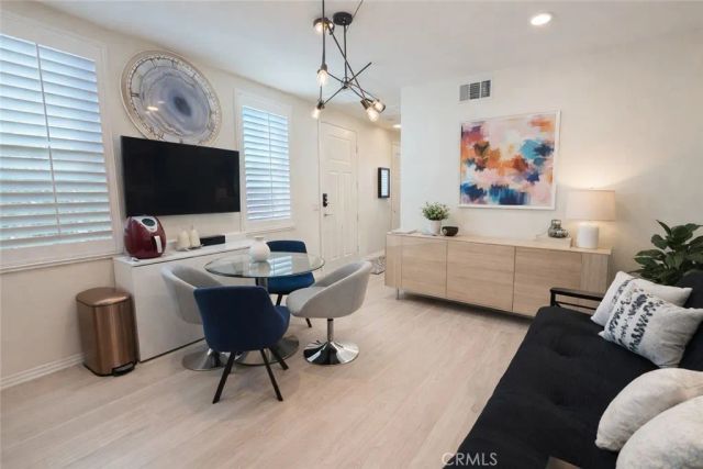 5385 La Bodega, Fontana, CA 92336