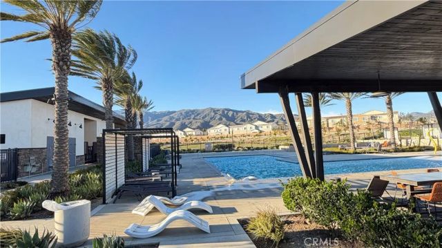 5385 La Bodega, Fontana, CA 92336