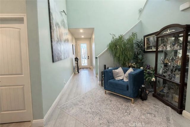 5385 La Bodega, Fontana, CA 92336