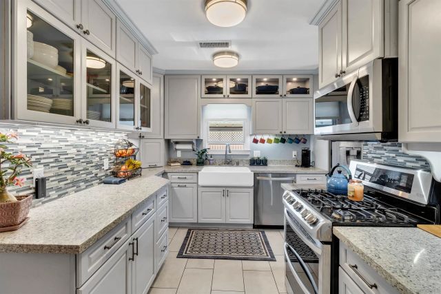 3776 Herbert St, San Diego, CA 92103