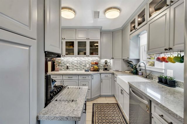 3776 Herbert St, San Diego, CA 92103
