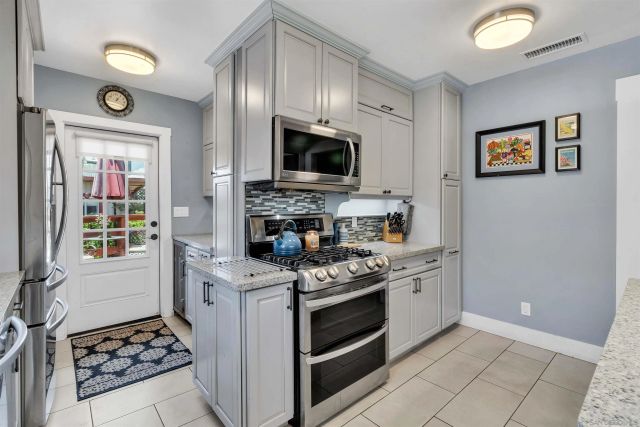3776 Herbert St, San Diego, CA 92103