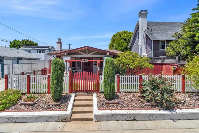 3776 Herbert St, San Diego, CA 92103