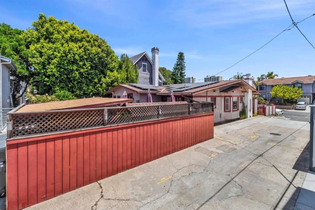 3776 Herbert St, San Diego, CA 92103