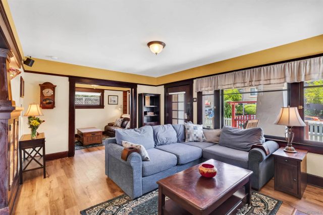 3776 Herbert St, San Diego, CA 92103