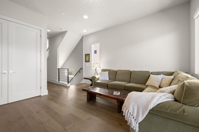 5214 Pink Poppy PASS, Austin, TX 78735