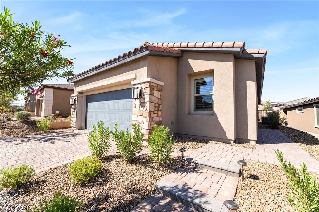 53 Lake Bluff Court, Henderson, NV 89011 — photo 4