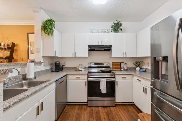 202 E SOUTH STREET 2039, Orlando, FL 32801