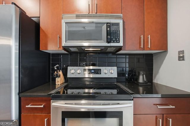 950 W Peachtree Street NW 913, Atlanta, GA 30309