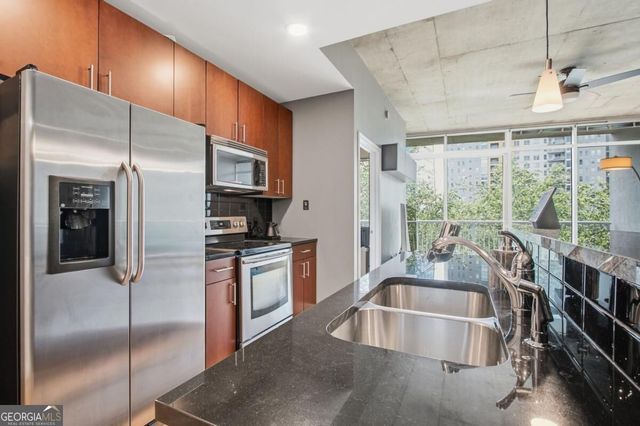 950 W Peachtree Street NW 913, Atlanta, GA 30309