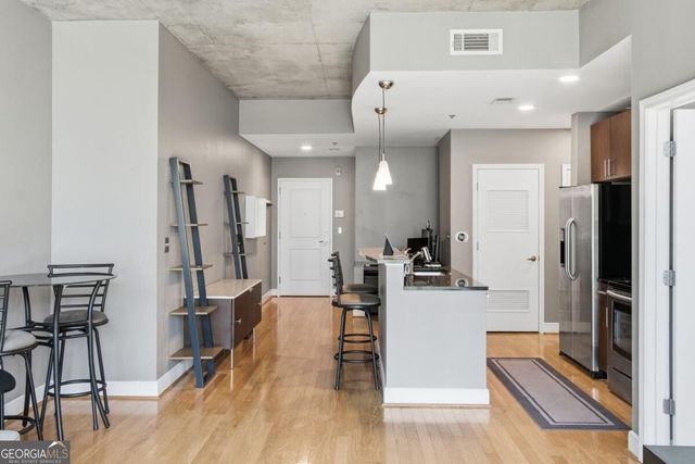 950 W Peachtree Street NW 913, Atlanta, GA 30309