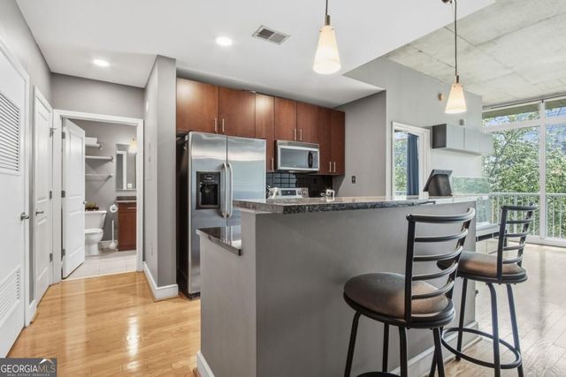 950 W Peachtree Street NW 913, Atlanta, GA 30309