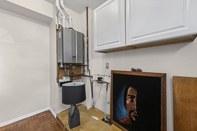 24601 Dartmouth Street, Dearborn Heights, MI 48125