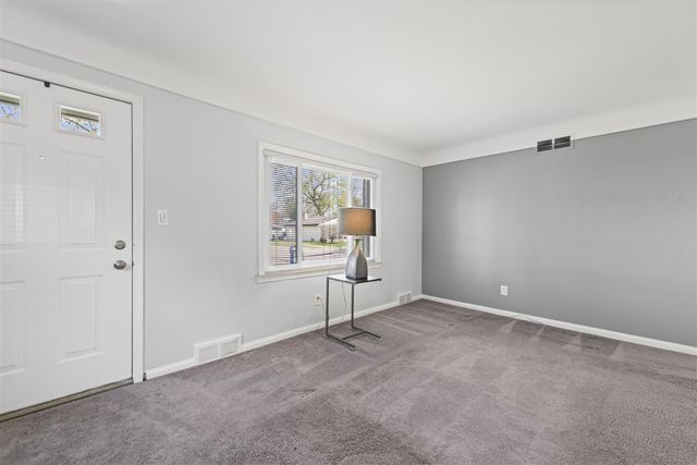 24601 Dartmouth Street, Dearborn Heights, MI 48125