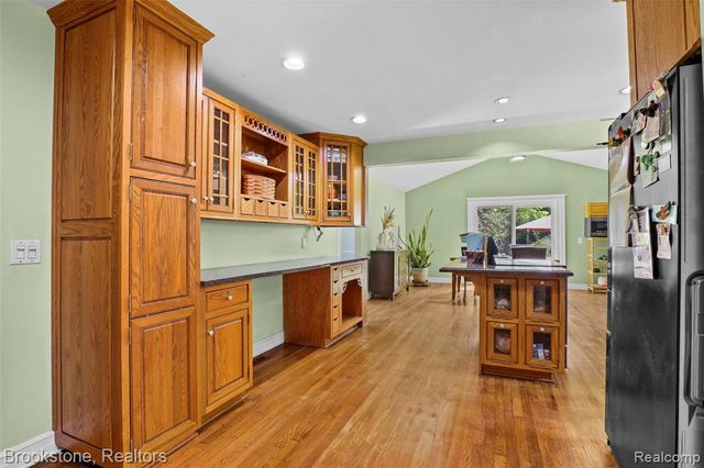 23059 Remick Drive, Clinton Township, MI 48036