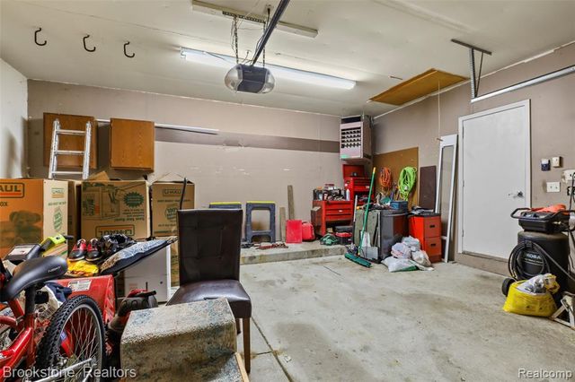 23059 Remick Drive, Clinton Township, MI 48036