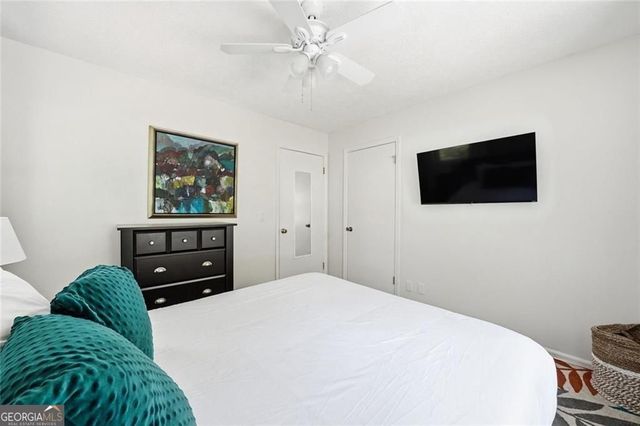 306 Jason Court, Woodstock, GA 30188