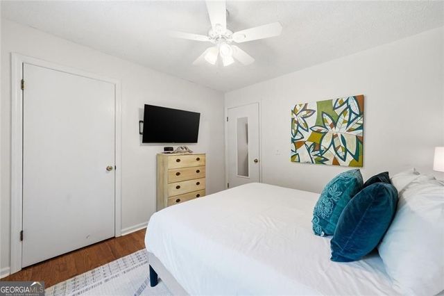 306 Jason Court, Woodstock, GA 30188