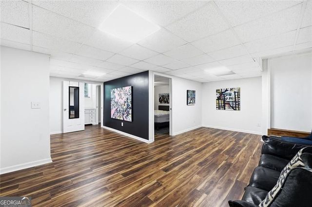 306 Jason Court, Woodstock, GA 30188