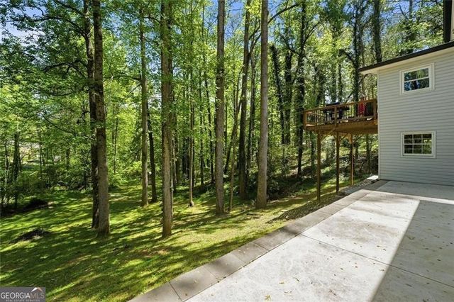 306 Jason Court, Woodstock, GA 30188