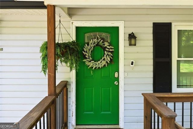 306 Jason Court, Woodstock, GA 30188