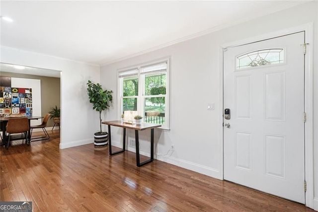 306 Jason Court, Woodstock, GA 30188