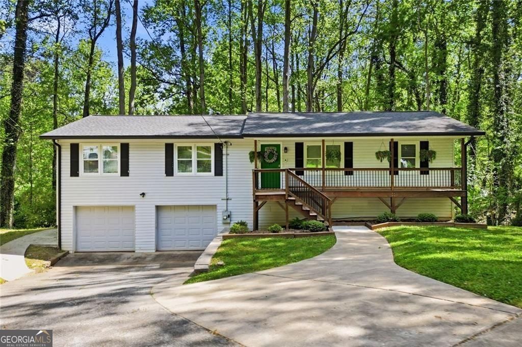 306 Jason Court, Woodstock, GA 30188