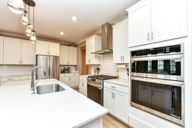 19508 Honeylocust Glen, Noblesville, IN 46062