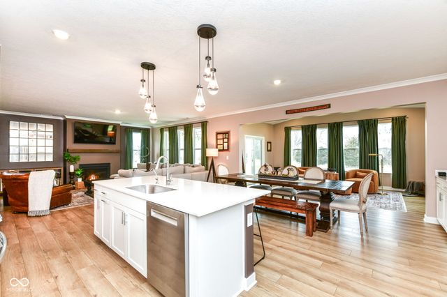 19508 Honeylocust Glen, Noblesville, IN 46062