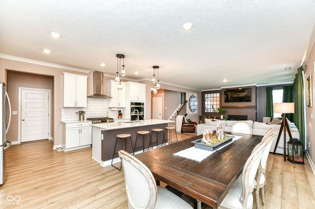 19508 Honeylocust Glen, Noblesville, IN 46062