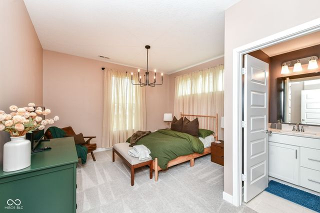 19508 Honeylocust Glen, Noblesville, IN 46062