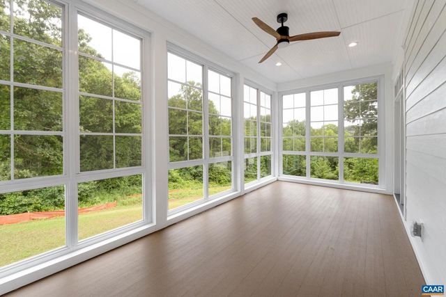 2 MORGANTOWN RD, Charlottesville, VA 22903