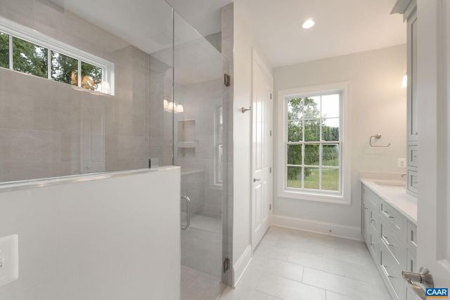 2 MORGANTOWN RD, Charlottesville, VA 22903