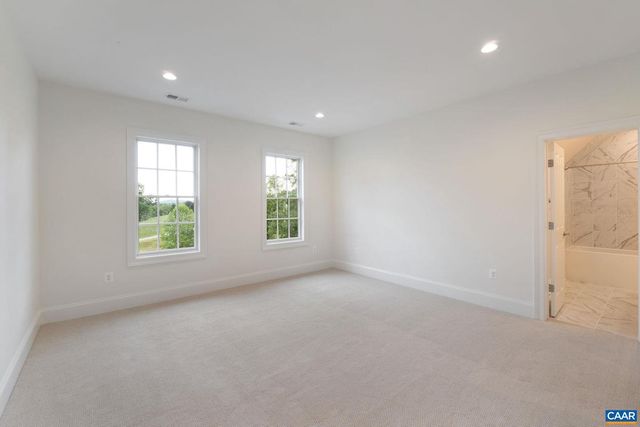 2 MORGANTOWN RD, Charlottesville, VA 22903