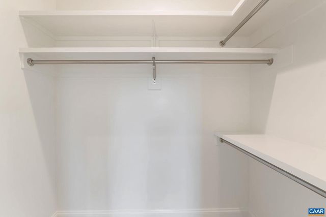 2 MORGANTOWN RD, Charlottesville, VA 22903