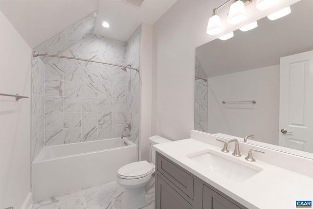 2 MORGANTOWN RD, Charlottesville, VA 22903