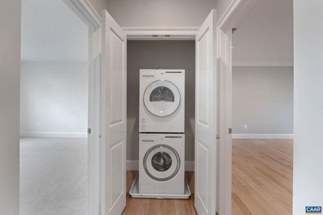 2 MORGANTOWN RD, Charlottesville, VA 22903