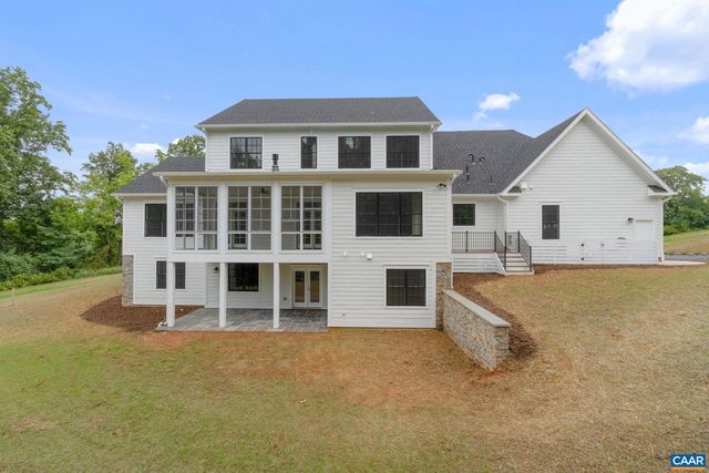 2 MORGANTOWN RD, Charlottesville, VA 22903