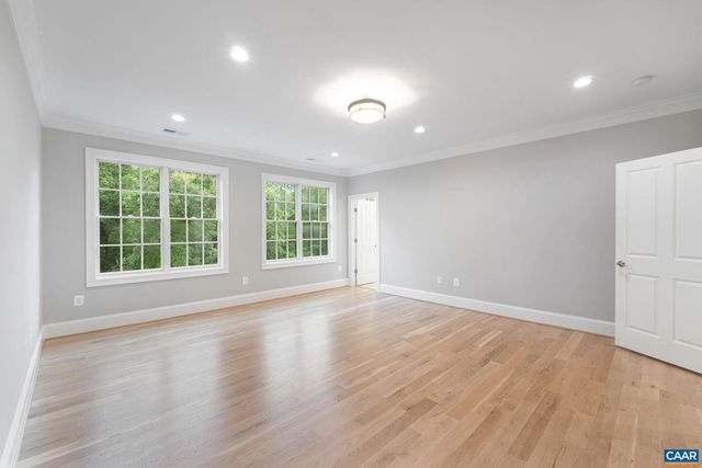 2 MORGANTOWN RD, Charlottesville, VA 22903