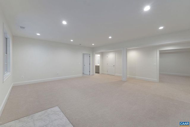 2 MORGANTOWN RD, Charlottesville, VA 22903