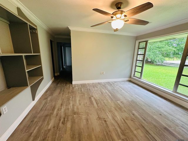 114 Florence Dr, Hammond, LA 70401