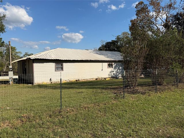 720 Brown Road, Cleveland, TX 77328