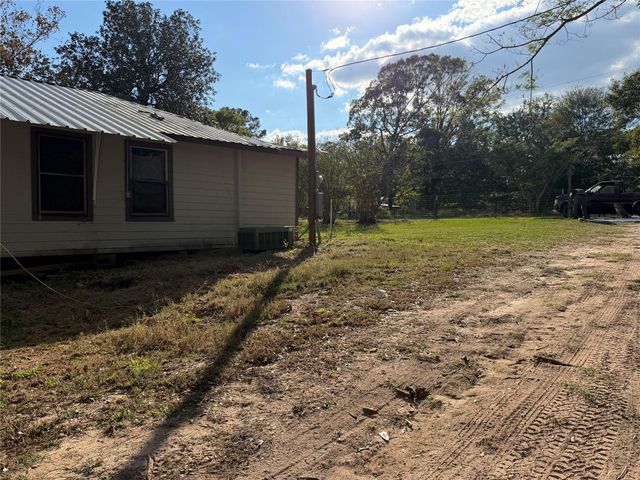 720 Brown Road, Cleveland, TX 77328