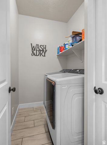 1085 N COACHMAN LN, Spanish Fork, UT 84660