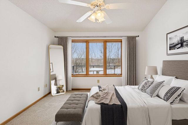 5550 Nathan Lane N 1, Plymouth, MN 55442