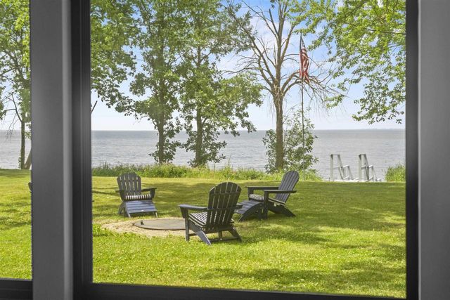 N2007 ELMWOOD BEACH ROAD, Chilton, WI 53014